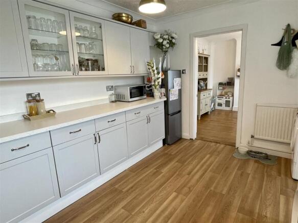 Kitchen/Breakfast Room