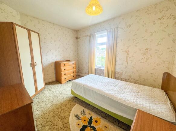 3 bed Terraced for sale Image 11