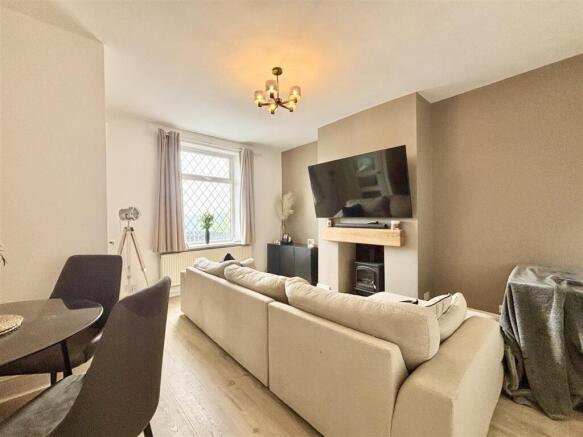 2 bed Terraced for sale Image 9