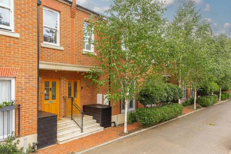 Candle Mews East Molesey KT8 0GZ