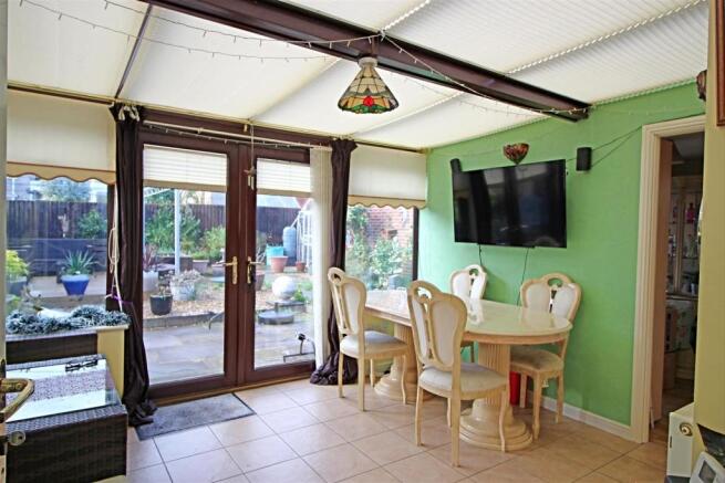 conservatory 117Peatburn.jpg
