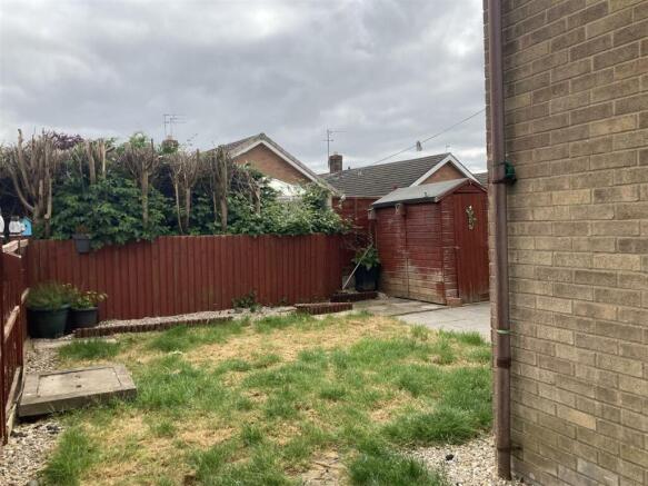 3 Butlin Close (18).JPG
