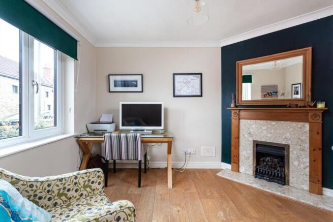 5 bed Detached for sale Image 10