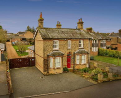 Stotfold Road, Arlesey, SG15 6XT