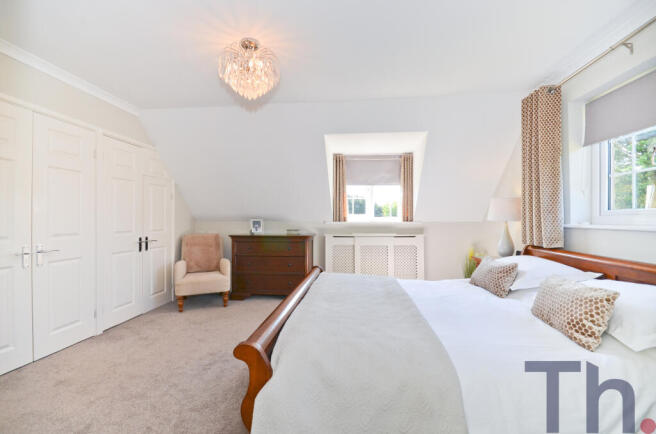 Bedroom 1 (4).JPG