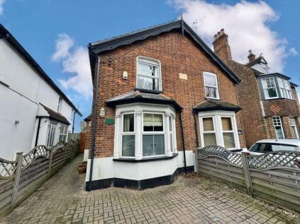 Bourne End - Character Property