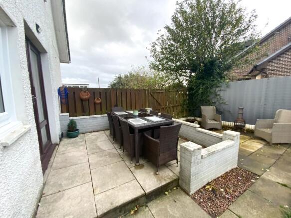 SIDE PATIO AREA