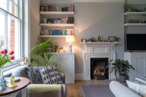 Flat 2, 15, Riggindale Road, London SW16 1QL