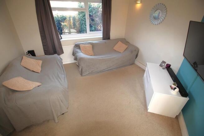 Lounge Reverse