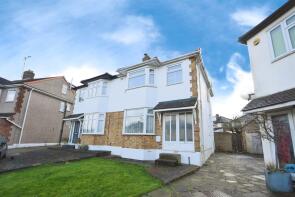 42, Edwards Way, Hutton CM13 1BT
