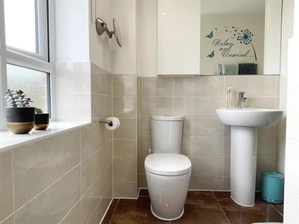 En Suite 1.JPG