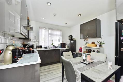 Retford Road, Sheffield, South Yorkshire, S13