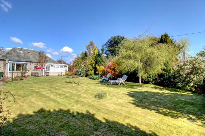 Rear Elevation/Rear Garden