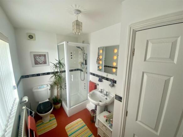 Bedroom One Ensuite