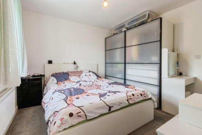3 bed Semi-Detached for sale Image 12