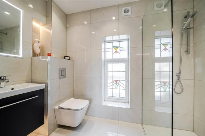4 bed Semi-Detached for sale Image 9