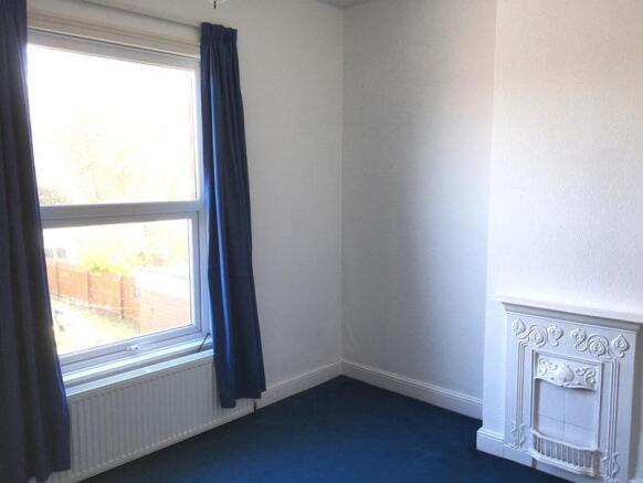 Back Bedroom 1.JPG