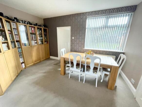 3 bed Semi-Detached for sale Image 5
