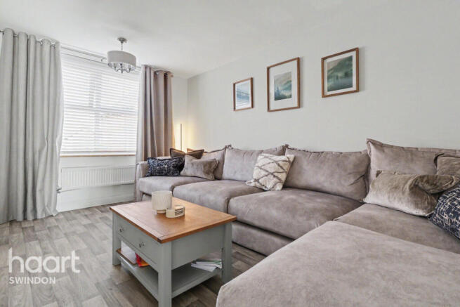 Quince Avenue, Swindon photo 4