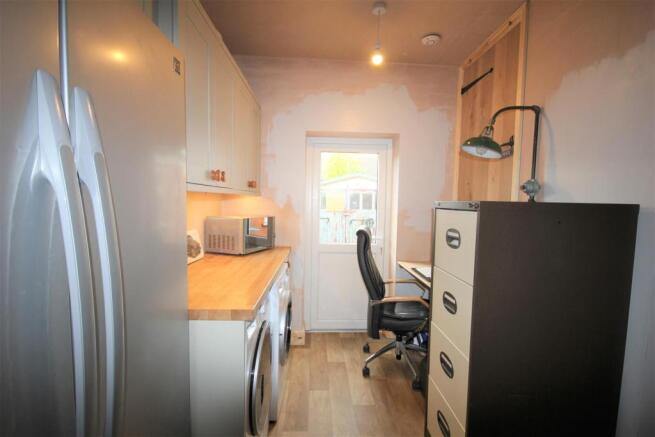 17 Station Road 090.jpg