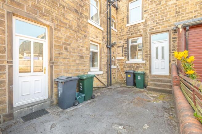 3 bed Terraced for sale Image 4