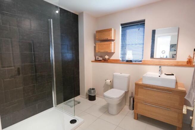 Family Shower Room