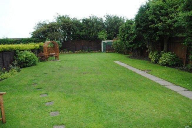 NEW GARDEN (30.05.