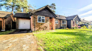 22, The Sands, Whitehill, Bordon GU35 9QW