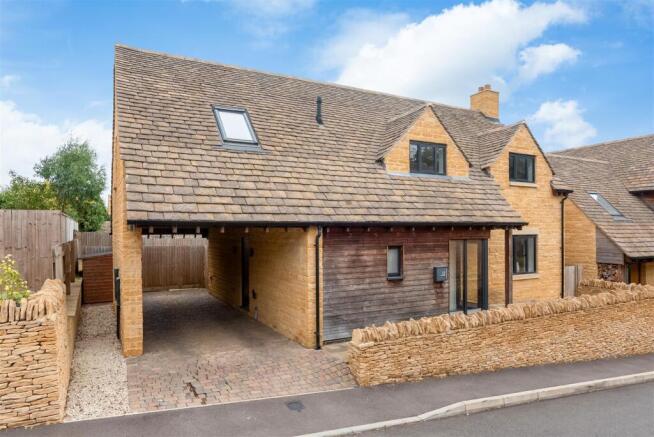 12 Lavender Drive 1829-1.jpg