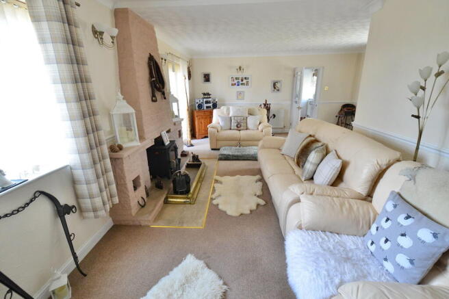 Grange Road, Bretforton, WR11 7HR photo 4