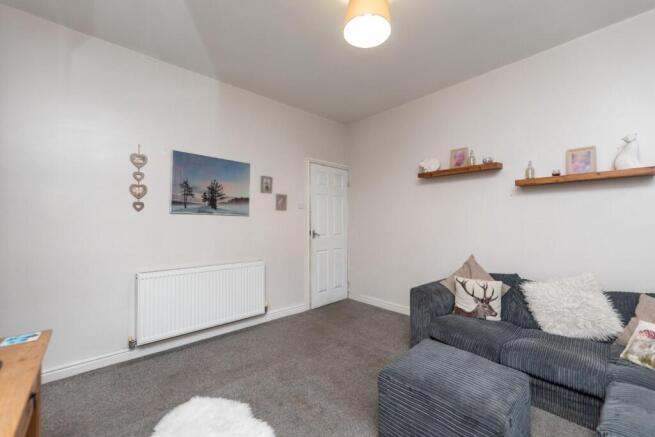 3 bed Terraced for sale Image 5