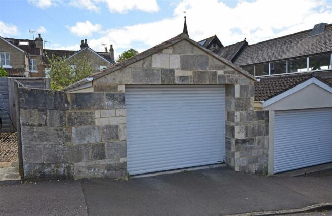 Private Garage.JPG
