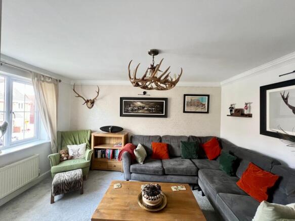 4 bed Semi-Detached for sale Image 11