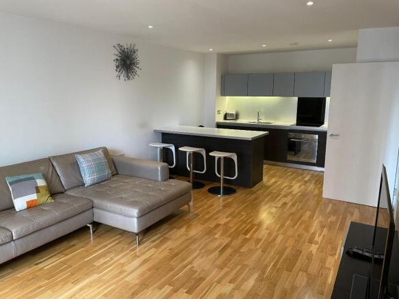 Living room & Kitchen