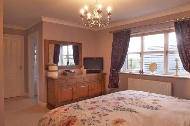 Bed 1 & En-suite