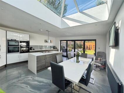 Queendown Avenue, Gillingham, Kent, ME8