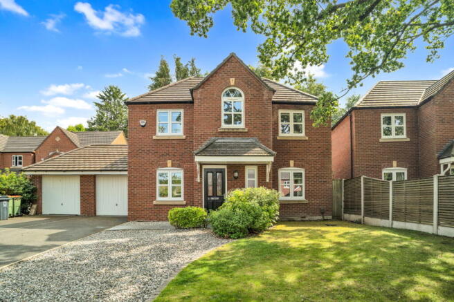 4-bed detached on Golden Hill Close,  Ribbleton,  Preston,  PR2, £310,000