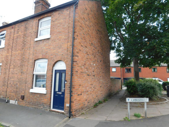 2 Bed Unfurnished Terraced
