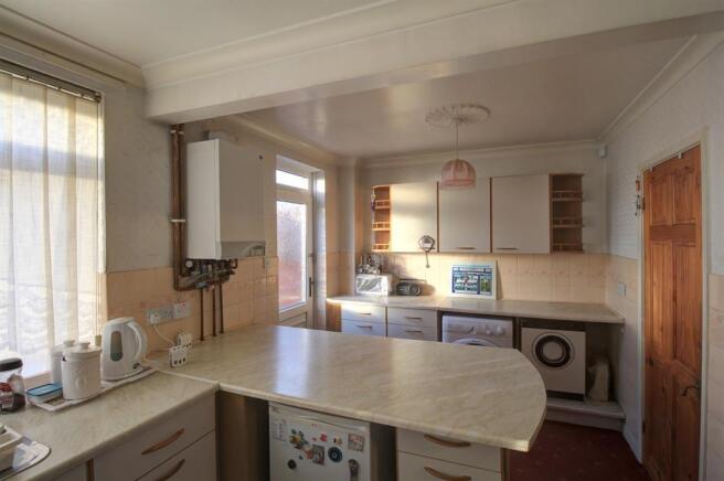 Kitchen Image 1