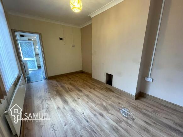 Dining room a.JPG