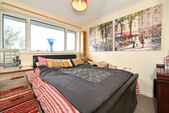 Bedroom.jpg