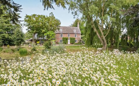 Chestnut Farmhouse, Main Street, Gayton Le Marsh, Alford, LN13