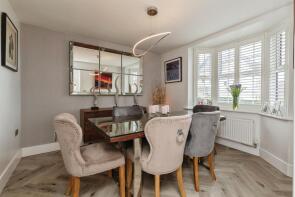 44, Clayhill Drive, Bristol BS37 7DB