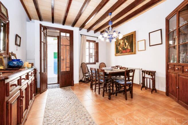 Charm and Comfort in the Heart of Petra, Mallorca