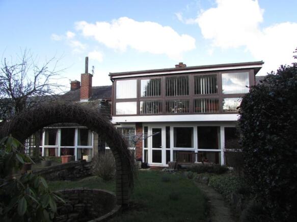 MedlockRd6769gdn2.JPG