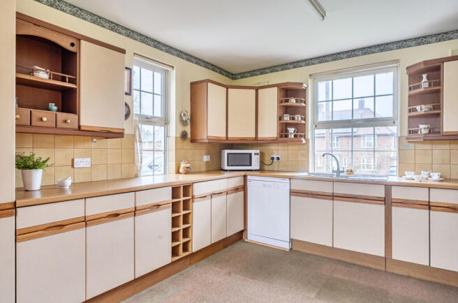 1386815-23-69403d...