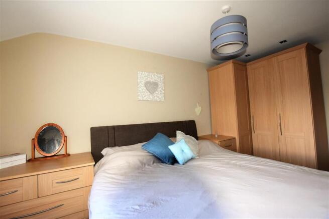 Bedroom1.jpg