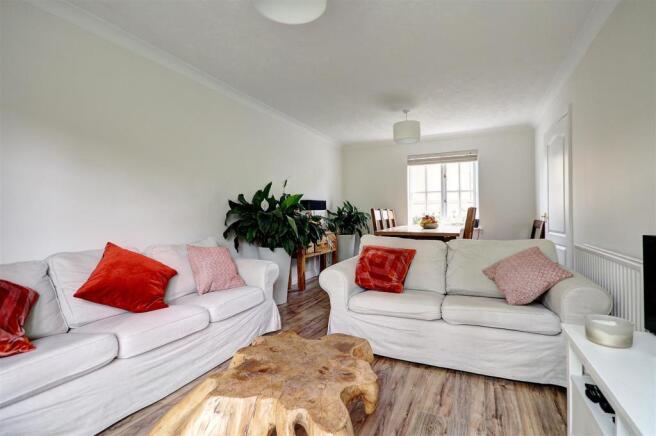 Sitting Room 2.jpg