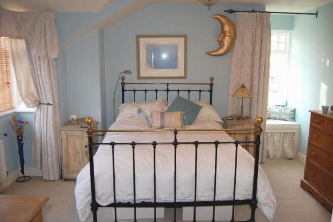 Master Bedroom Image 2