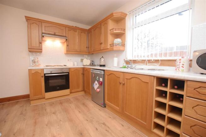 Kitchen.JPG